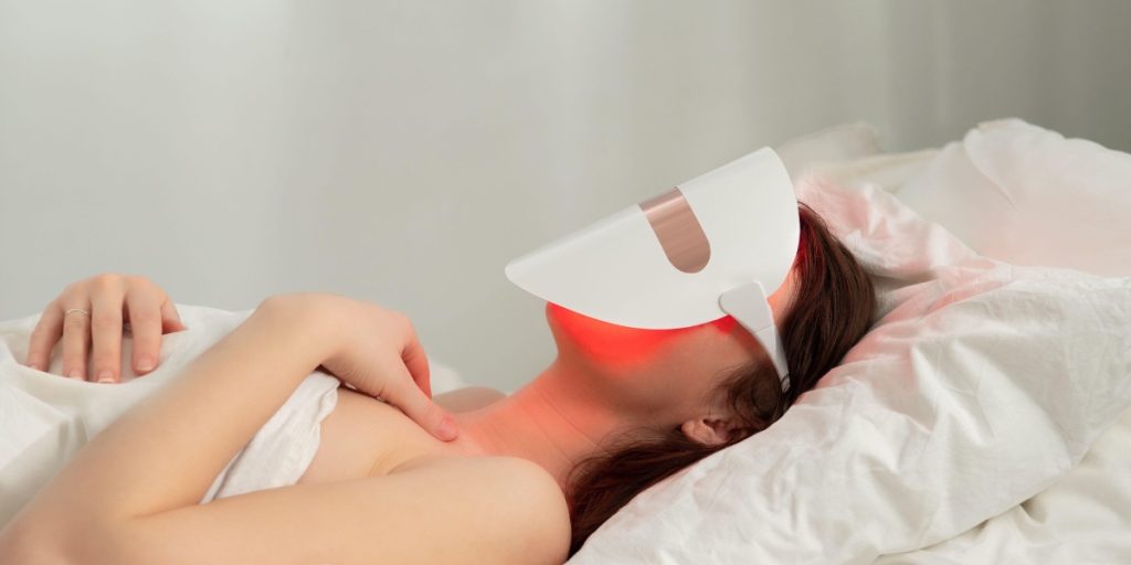 LED Light Therapy Treatment for Skin: What to Know